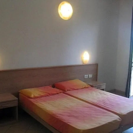Apartman In 22002 *